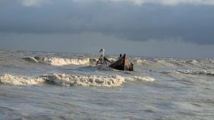 মাছ ধরতে গিয়ে ট্রলার ডুবি