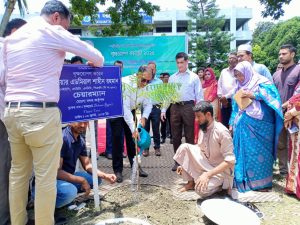 মোংলা বন্দরে বৃক্ষরোপণ কর্মসূচির উদ্বোধন