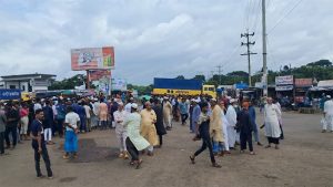 বাগেরহাটে হরতাল-অবরোধ চলছে