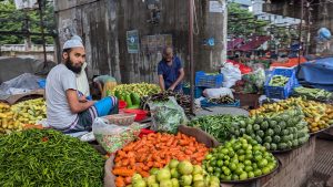 নিত্যপণ্যের বাজার