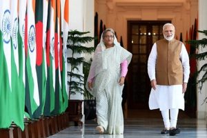 হাসিনার মৃত্যুদণ্ড কার্যকর চায় ঢাকা, বড় বাধা ভারত 