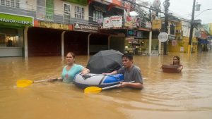 ৪ দেশে ভয়াবহ বন্যা, ৯ শতাধিক মৃত্যু